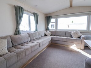 Living area - 236, Towyn - A Cozy Retreat (Abergele)