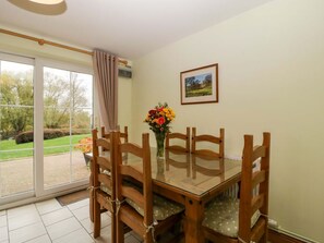 Dining - Orchard Cottage, Gloucester (Gloucester)