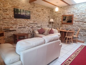 Living area - Sandpiper Cottage, Llanboidy (Whitland)