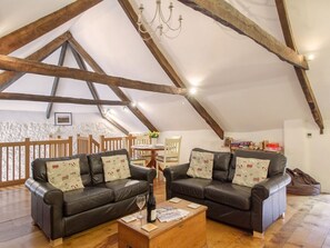 Living area - The Milking Parlour, Highampton (Beaworthy)