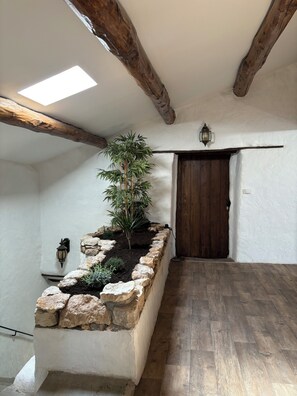 Interior - L’Atelier de Rochegude _ By the River _  4 people (Rochegude)