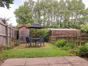 Outdoor dining - 8 Wharfedale Mews, Otley (Otley)