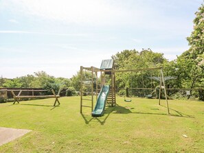 Children’s area - Charming Stardust Retreat in Ventnor (Ventnor)