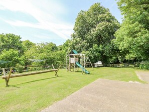 Children’s area - Charming Stardust Retreat in Ventnor (Ventnor)