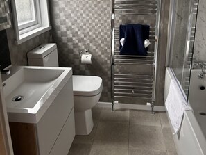 Shower - Hotchkin Lodge, Woodhall Spa (Woodhall Spa)