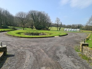 Property grounds - Swallow Cottage, Llanboidy (Whitland)