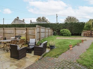 Outdoor dining - Rose Stables, Bampton (Bampton)
