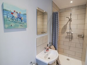 Shower - Rose Stables, Bampton (Bampton)