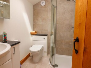 Shower - Rowan Tree Cottage, Skipton (Skipton)