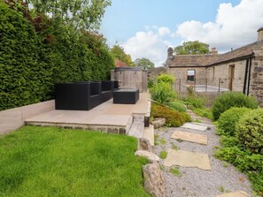 Terrace/patio - Rowan Tree Cottage, Skipton (Skipton)