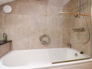 Shower - Rowan Tree Cottage, Skipton (Skipton)
