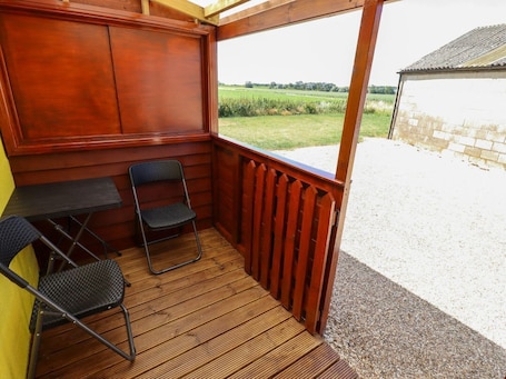 Terrace/patio. Lancaster, Coningsby
