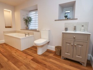 Shower - Cobble Cottage, Gisburn (Clitheroe)