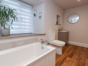 Shower - Cobble Cottage, Gisburn (Clitheroe)