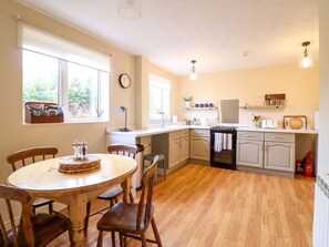 Dining - 2 Horseshoe Road, Chirbury (Montgomery)