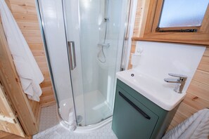 Shower - Glamping Pod 3 Harmony, 1 bed. (Scarborough)