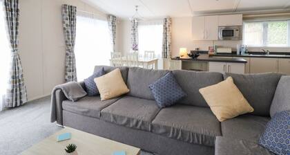 Beechwood Lodge, Borth