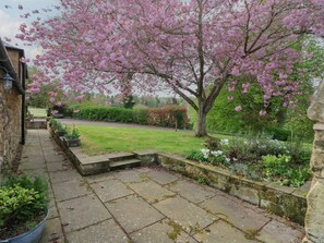 Property grounds - The Hayshed, Cupar, Fife (Cupar)