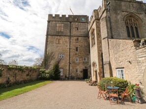 Exterior - Catherine Parrs Sewing Room, Bedale (Bedale)