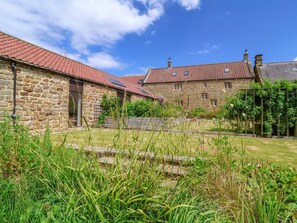 Property grounds - The Barn @ Ivy House nr Thirsk (Thirsk)