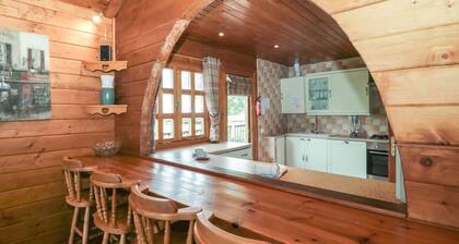 Charming Walnut Home in Swanage