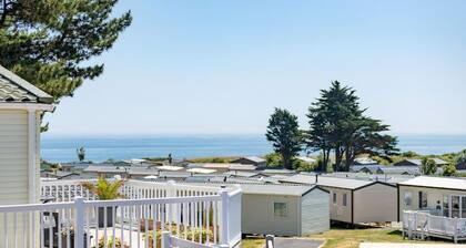 T/B Chalet T15 at Landscove Holiday Park, Brixham