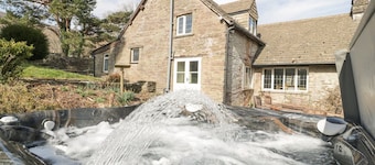 White Haywood Farmhouse, Craswall