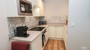Dishwasher, highchair