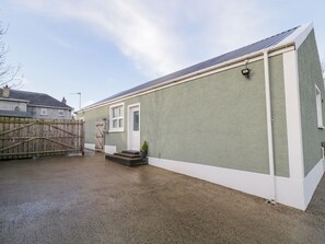 Exterior - Woodside Guest House, Castlerock (Coleraine)