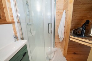 Shower - Glamping Pod 2 Presence, 1 bed (Scarborough)