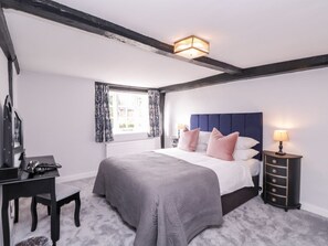 Room - Battel Hall Cottage, Harrietsham (Maidstone)