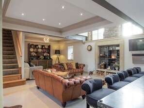 Living area - Old Chapel House, Barnoldswick (Barnoldswick)