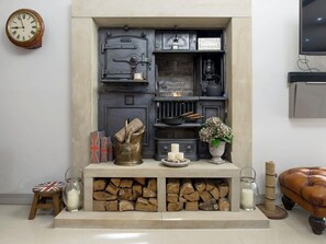 Interior - Old Chapel House, Barnoldswick (Barnoldswick)