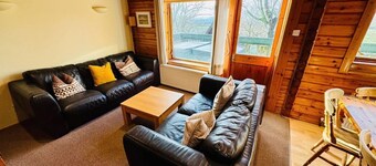 Tor View: Tranquil Retreat in Chudleigh