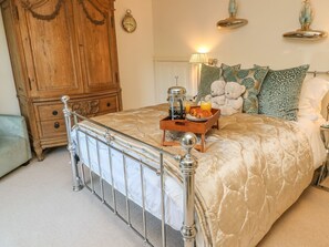 WiFi - FLATT HOUSE BARN, hot tub, games room, Malham (Skipton)