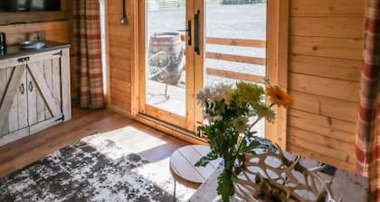 Rocky Ridge Cabin, Castlerock