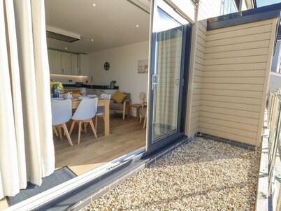 Seafern House 36B, Poole