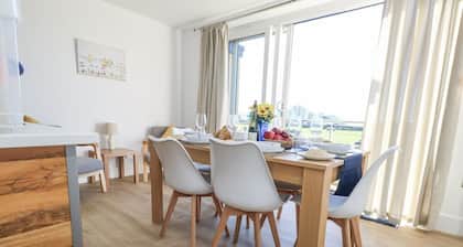 Seafern House 36B, Poole