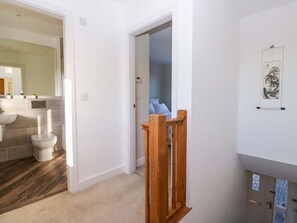 Shower - Oversands View, Grange-Over-Sands (Grange-Over-Sands)