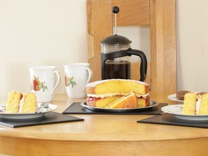 Breakfast meal - Bodegri Cottage, Church Bay (Holyhead)