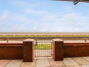 Property grounds - Flat 1, Knott End-On-Sea. WiFi (Poulton-le-Fylde)