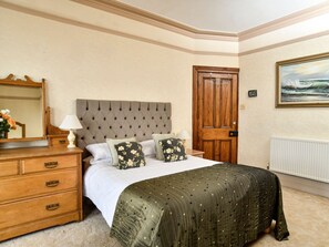 WiFi - Wavecrest: Coastal Retreat in Pwllheli (Pwllheli)