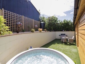 Terrace/patio - FAIRFIELD, Clee Hill (Ludlow)