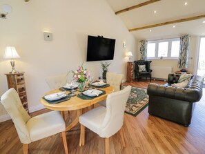 Dining - FAIRFIELD, Clee Hill (Ludlow)