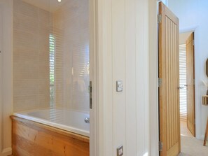Shower - 6 Stonerush Valley, Lanreath (Looe)
