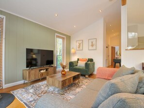 Fireplace - 6 Stonerush Valley, Lanreath (Looe)