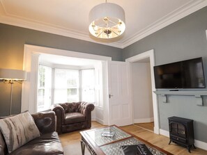 Living area - Porter's Lodge, Inverness (Inverness)