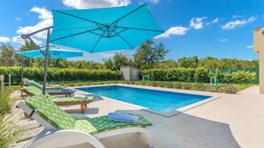 Pool - Villa Val Ferma by Villas Guide (Bale)