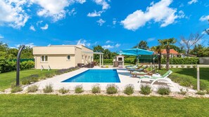 Pool - Villa Val Ferma by Villas Guide (Bale)
