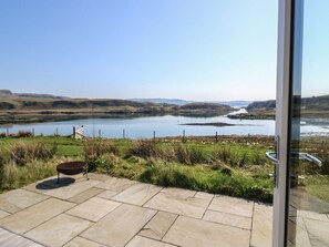 Terrace/patio - Torsa, Cullipool, Isle Of Luing (Oban)